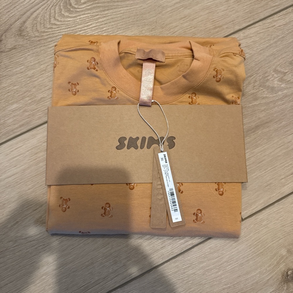 Skims Tan gingerbread Print pajamas